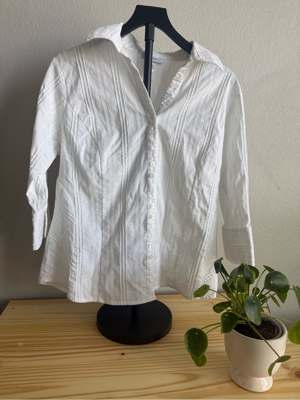 dressbarn White Textured Button Front Shirt